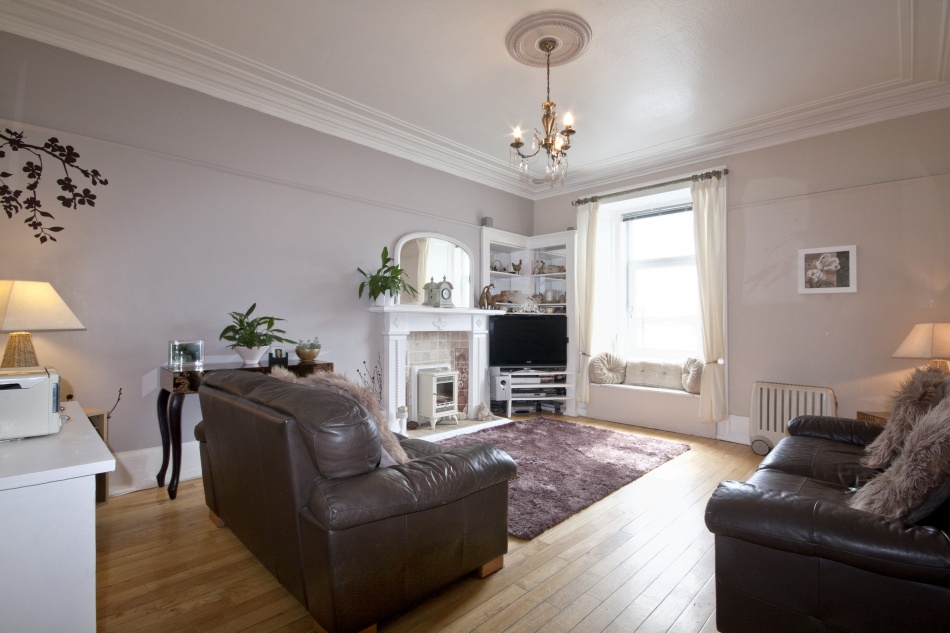 Scottish Property Magazine 1 Glasgow Street, Millport, Isle of Cumbrae