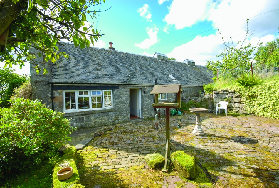 Traditional rural living with stunning countryside views - Feature Property